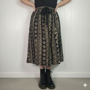 Vintage High Waisted Flowy Cottagecore Skirt Midi Broomstick Peasant Medium